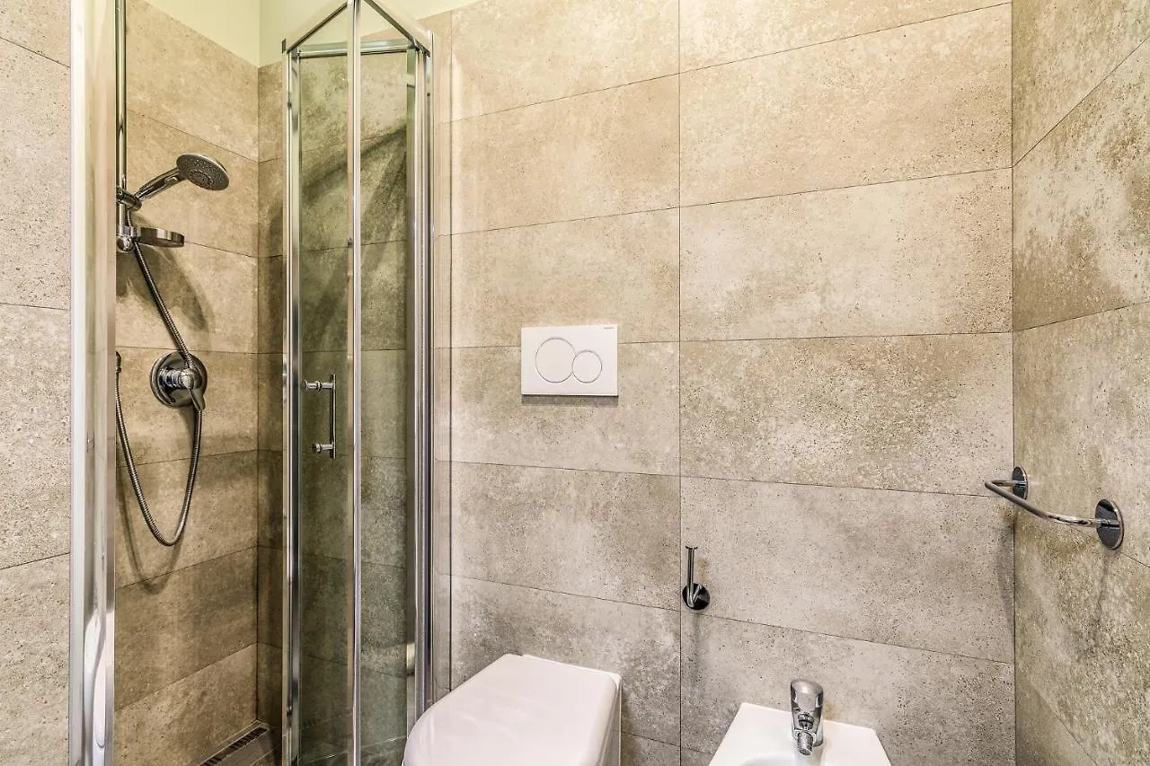 Mora Apartment Milan 0*,